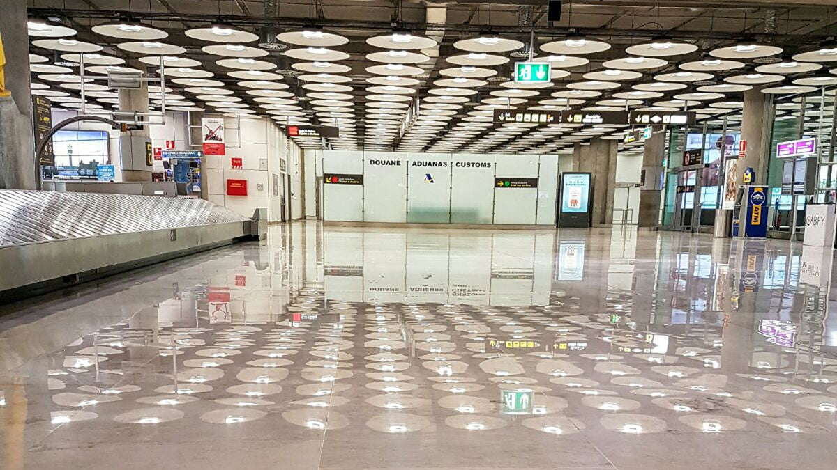 High gloss airport floors